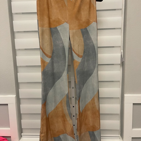 NWT Show Me Your Mumu Maren Bells Flared Pant Size M - Picture 5 of 8